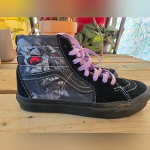 Vans Kids High-Top Sneakers in Black with Purple Laces